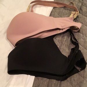 Victoria Secret (2) Bra